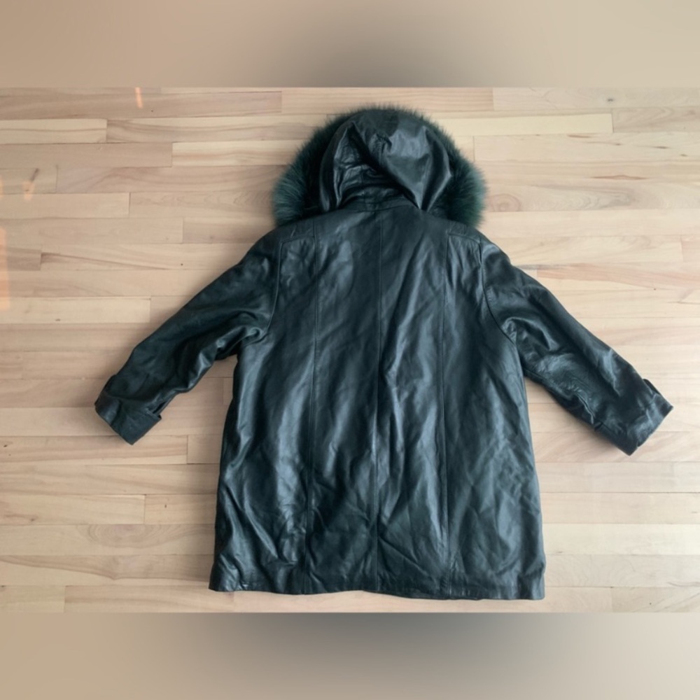 VINTAGE - Green Leather Coat with Genuine Fur Hood Oversized 90s Statement Coat - Picture 15 of 15